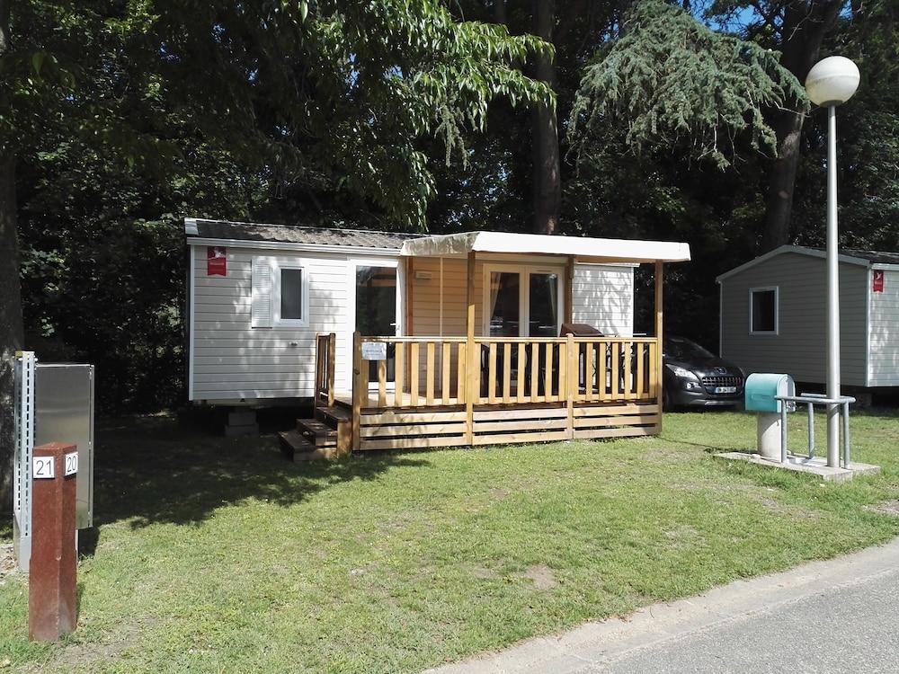 Camping De Bourges Ngoại thất bức ảnh